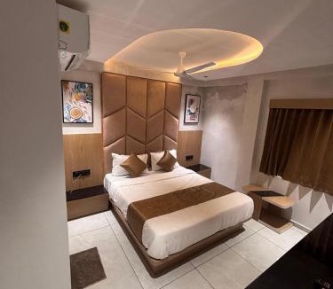 Navrangpura Hotel | Hotel Promince
