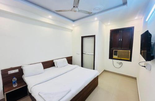 Mayur Vihar Phase 1 Hotel | Hotel PUB G - Mayur Vihar