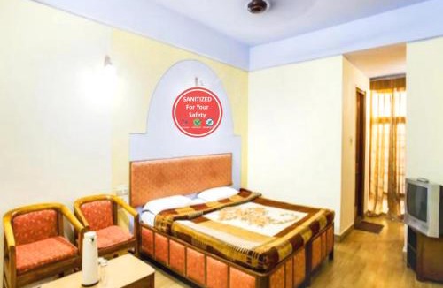 Mallital Hotel | Hotel Radha Continental Nainital Near Mall Road - Hygiene & Spacious Room - Prime Location - Best Selling