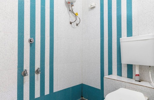 Panch Mahals District Hotel | Hotel Radhe