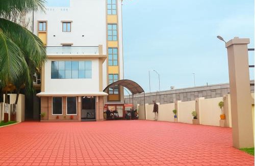 Somnath Hotel | Hotel Radhika
