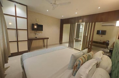 Rourkela Hotel | Hotel Radhika Regency