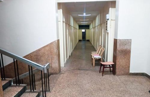 Kalasipalya Hotel | Hotel Rainbow near Victoria Hospital City Market