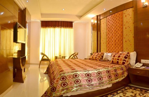 Haridwar Hotel | Hotel Raj Mandir
