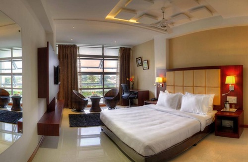 Mysore Hotel | Hotel Rajmahal Inn
