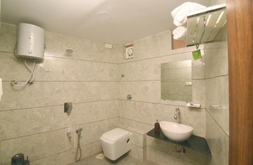 Mahesana Hotel | Hotel Rajpath Inn