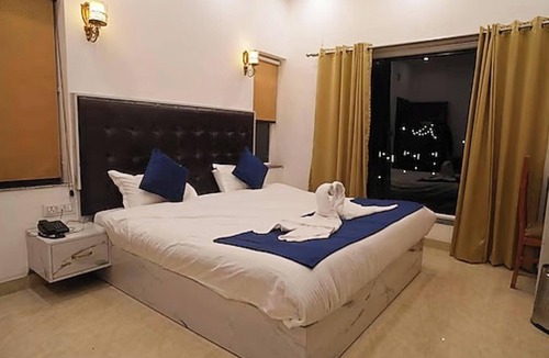 Lansdowne Hotel | Hotel Ramjay Corbet jungle Resort Rampur