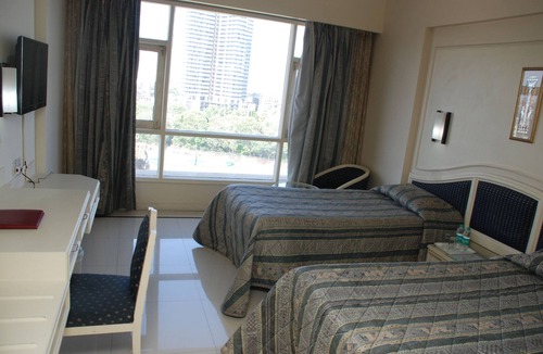 Bandra West Hotel | Hotel Rang Sharda