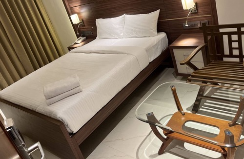 Raichur Hotel | Hotel Ranjitha Palace Raichur