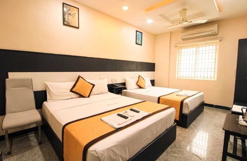 Pallavaram Hotel | Hotel Rathnavel Towers Annex