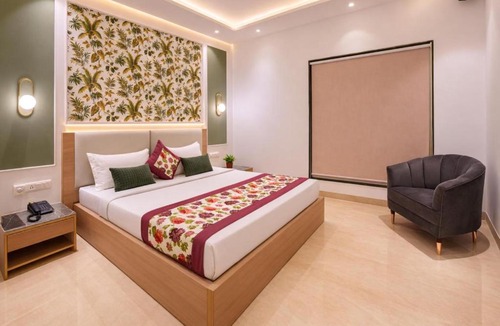 South West Hotel | Hotel ravan