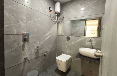 Bhat Hotel | Hotel Regal