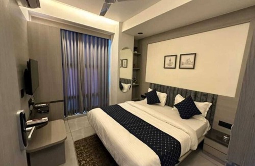 Bhat Hotel | Hotel Regal