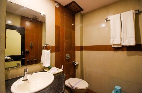 Jabalpur Hotel | Hotel Rishi Regency