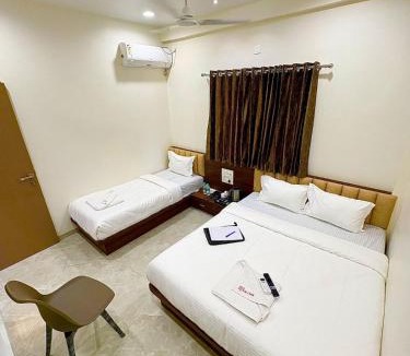 Sangli Hotel | Hotel Riva Inn
