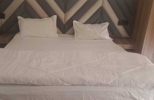 Ukhimath Hotel | Hotel Riyansh