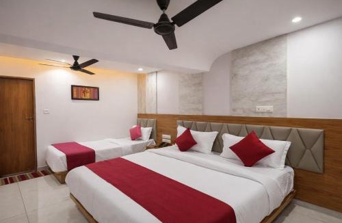 Ahmedabad Bed & Breakfast | Hotel RK ICON