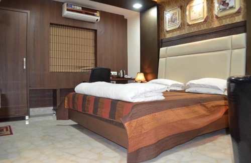 Pakur Hotel | Hotel RK Palace