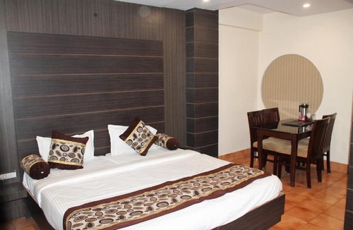 Jabalpur Hotel | Hotel Roopali