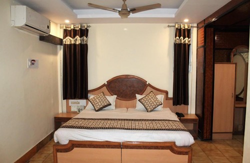 Jabalpur Hotel | Hotel Roopali