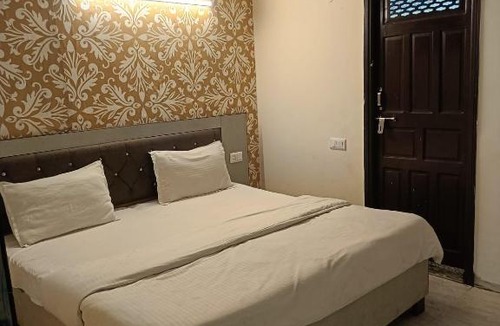 South West Hotel | Hotel Rose - Dwarka Sec 8