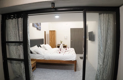 Adajan Hotel | Hotel Royal Accord