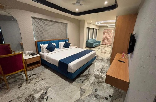 Vadodara Hotel | Hotel Royal Galleria