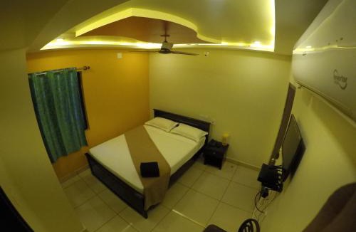 Hiriyur Hotel | Hotel Royal Inn