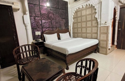 Chittorgarh Hotel | HOTEL ROYAL PALACE