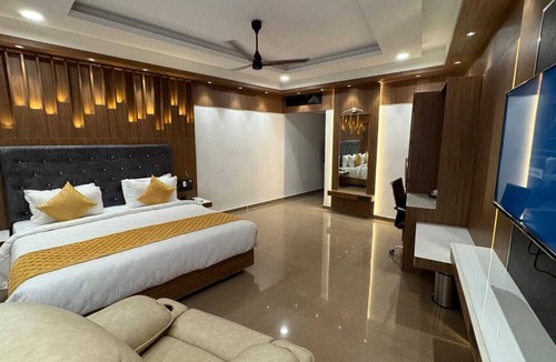Thanjavur Hotel | Hotel Royal stay