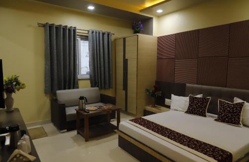 Ajmer Bed & Breakfast | Hotel Royal Suites