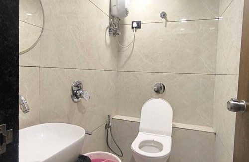 Vastrapur Hotel | Hotel Royal Villa