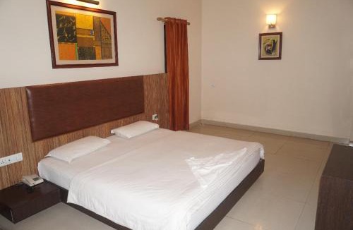 Rudrapur Hotel | HoTEL RUDRA
