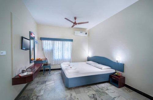Vaithisvarankoil Hotel | Hotel Sadhabishegam