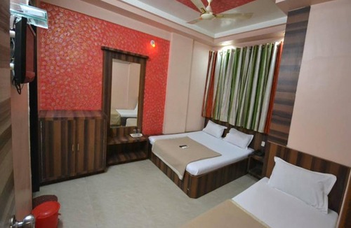 Shirdi Hotel | Hotel Sai Hari Prasad