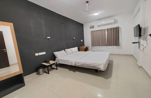 Yerawada Hotel | Hotel Sai Inn Executive