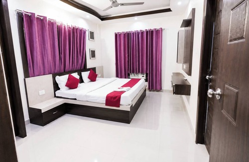 Puri Hotel | Hotel Santosh Residency Puri