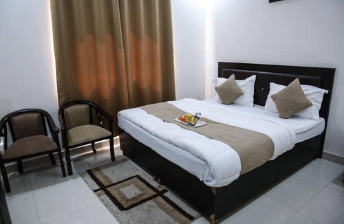 Dehradun Hotel | HOTEL SATYA provides best accommodation just outside I.S.B.T, Dehradun