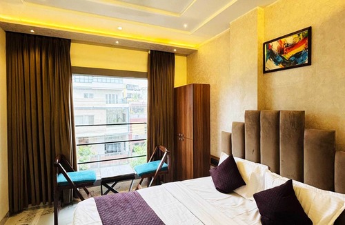Indore Hotel | Hotel Saurabh Inn