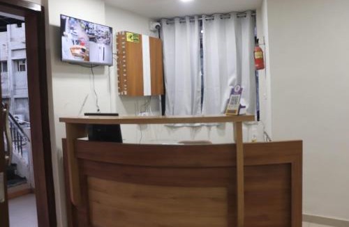 Vastrapur Hotel | Hotel Savera INN