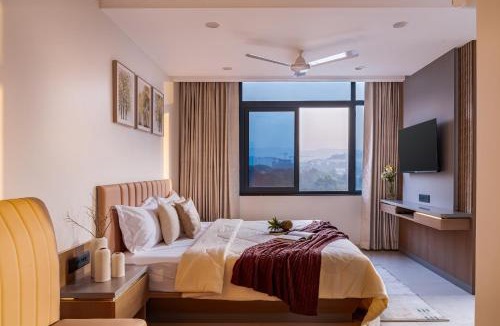 Nanded Hotel | Hotel Serenova, Pune- Pure Veg