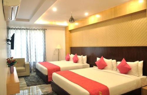 Sarnath House | Hotel SGT Plaza