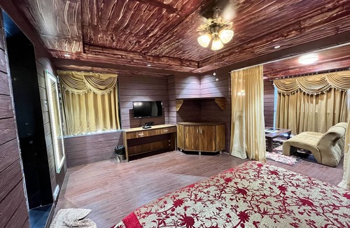 Vastrapur Hotel | Hotel Shailly Inn