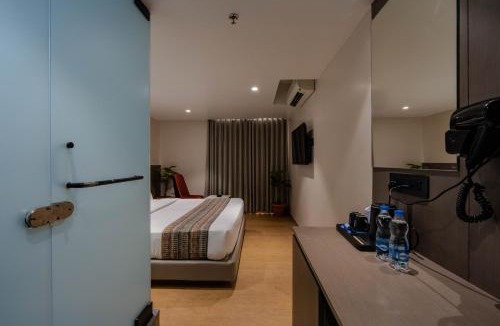 Bodakdev Hotel | Hotel Shivashish