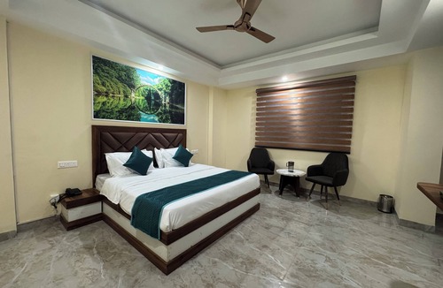 Mayapur Hotel | HOTEL SHIWALIK GRAND