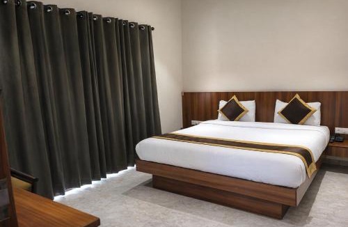 Baramati Hotel | Hotel Shree Abhishek