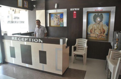 Dwarka Hotel | Hotel Shree Gurukrupa