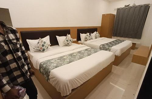 Udaipur Hotel | HOTEL SHREE JMM inn near by ion digital zone & pacific college