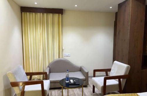 Ratlam Hotel | hotel shree palace