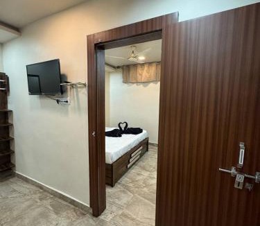 Pachmarhi Hotel | Hotel Shreeji Residency